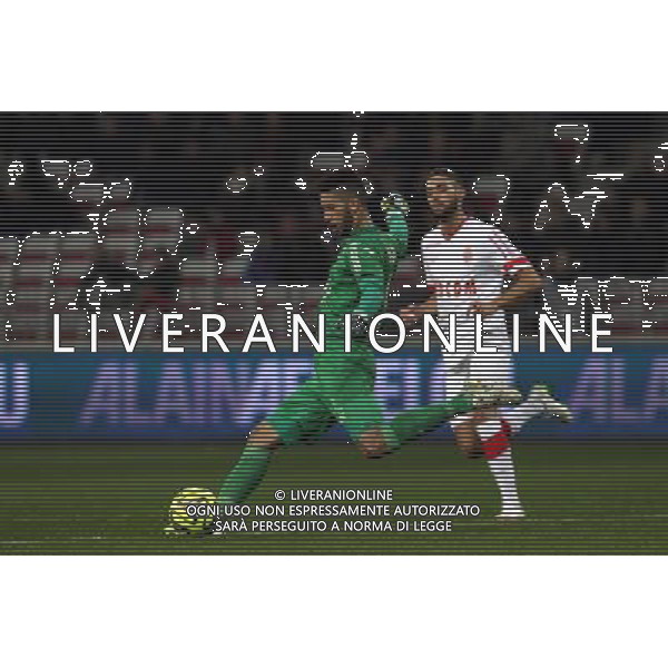Mouez HASSEN / Yannick FERREIRA CARRASCO - 20.02.2015 - Nice / Monaco - 26e journee Ligue 1 Photo : Jc Magnenet / Icon Sport AG ALDO LIVERANI SAS ONLY ITALY