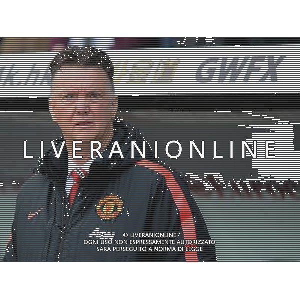 Manchester United manager Louis van Gaal Photographer Ashley Crowden/CameraSport Football - Barclays Premiership - Swansea City v Manchester United - Saturday 21st February 2015 - Liberty Stadium - Swansea © CameraSport - 43 Linden Ave. Countesthorpe. Leicester. England. LE8 5PG - Tel: +44 (0) 116 277 4147 - admin@camerasport.com - www.camerasport.com AG ALDO LIVERANI SAS ONLY ITALY