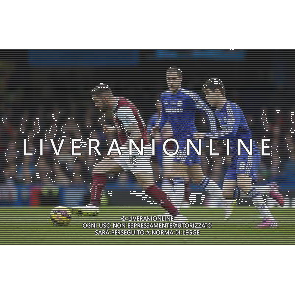 Burnley\'s Danny Ings in action during todays match Photographer Craig Mercer/CameraSport Football - Barclays Premiership - Chelsea v Burnley - Saturday 21st February 2015 - Stamford Bridge - London © CameraSport - 43 Linden Ave. Countesthorpe. Leicester. England. LE8 5PG - Tel: +44 (0) 116 277 4147 - admin@camerasport.com - www.camerasport.com AG ALDO LIVERANI SAS ONLY ITALY