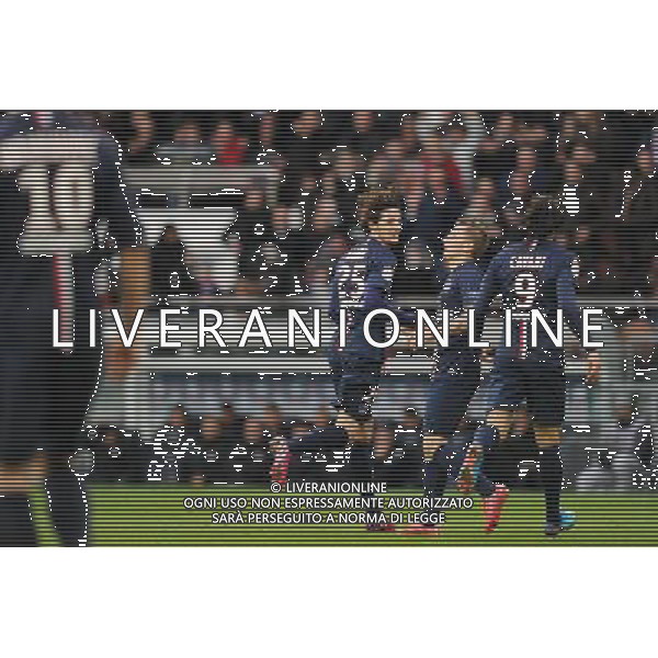 Adrien RABIOT / Edinson CAVANI - 21.02.2015 - PSG / Toulouse - 26eme journee de Ligue1 Photo : Johnny Fidelin / Icon Sport AG ALDO LIVERANI SAS ONLY ITALY *** Local Caption ***