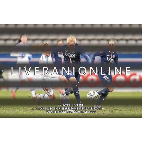Kheira HAMRAOUI- 21.02.2015 - PSG / Lyon - 1er Division Feminine Photo : Anthony Dibon / Icon Sport /Agenzia Aldo Liverani sas - ITALY ONLY - EDITORIAL USE ONLY *** Local Caption ***