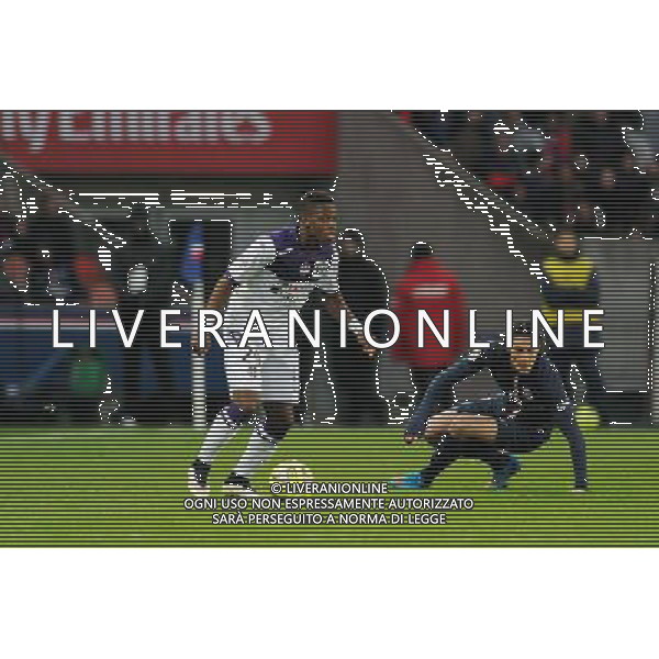 Jacques Francois MOUBANDJE / Edinson CAVANI - 21.02.2015 - Paris Saint Germain / Toulouse - 26eme journee de Ligue 1 Photo : Johnny Fidelin / Icon Sport /Agenzia Aldo Liverani sas - ITALY ONLY - EDITORIAL USE ONLY
