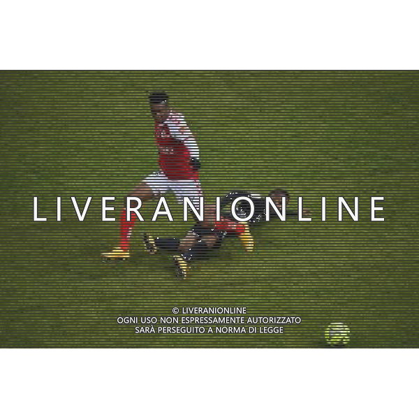 Benjamin MOUKANDJO / Bouna SARR - 22.02.2015 - Reims / Metz - 26eme journee de Ligue1 Photo : Jean Paul Thomas / Icon Sport
