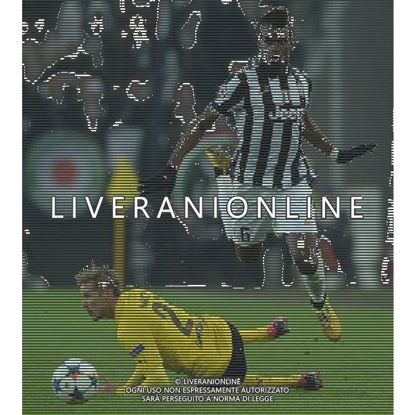 UEFA Champions League 2014/2015 Ottavi di Finale Andata Torino - 24.02.2015 Juventus-Borussia Dortmund Nella Foto: paul pogba e kirch /Ph.Vitez-Ag. Aldo Liverani