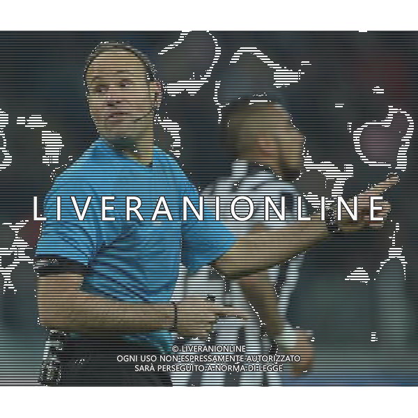 UEFA Champions League 2014/2015 Ottavi di Finale Andata Torino - 24.02.2015 Juventus-Borussia Dortmund Nella Foto: arbitro mateu lahoz /Ph.Vitez-Ag. Aldo Liverani