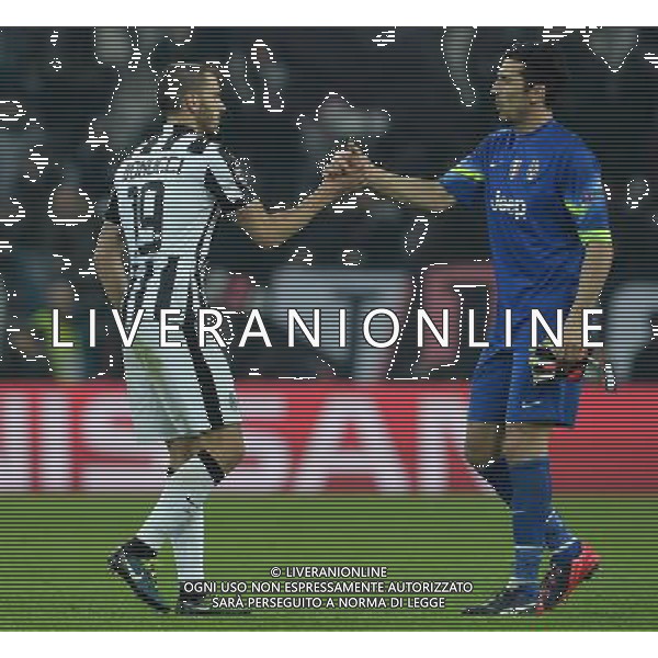 UEFA Champions League 2014/2015 Ottavi di Finale Andata Torino - 24.02.2015 Juventus-Borussia Dortmund Nella Foto: gianluigi buffon e leonardo bonucci esultano a fine gara /Ph.Vitez-Ag. Aldo Liverani