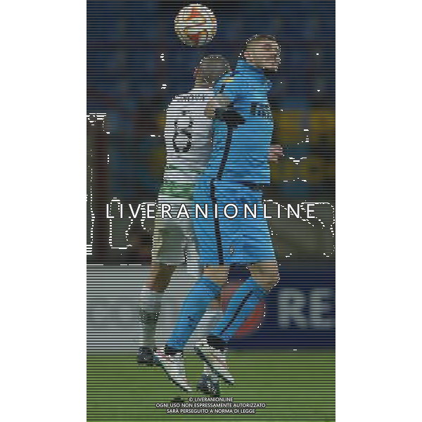 UEFA Europa League 2014/2015 Sedicesimi di Finale Ritorno Milano - 26.02.2015 Inter-Celtic Nella Foto:Icardi Mauro-Brown Scott /Ph.Vitez-Ag. Aldo Liverani