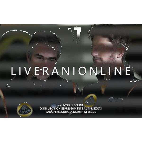 (L to R): Nick Chester (GBR) Lotus F1 Team Technical Director with Romain Grosjean (FRA) Lotus F1 Team. 28.02.2015. Formula One Testing, Day Three, Barcelona, Spain. AG ALDO LIVERANI SAS ONLY ITALY