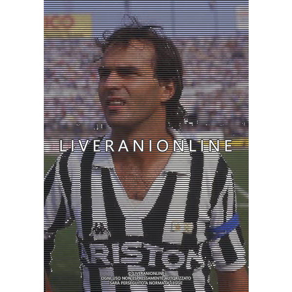 RETROSPETTIVA ANTONIO CABRINI CALCIATORE NELLA FOTO ANTONIO CABRINI CON LA MAGLIA DELLA JUVENTUS AG ALDO LIVERANI SAS