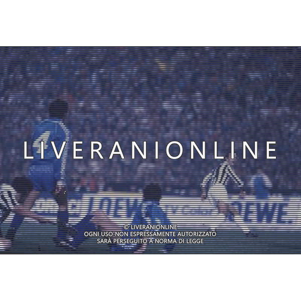 RETROSPETTIVA ANTONIO CABRINI NELLA FOTO ANTONIO CABRINI CON LA MAGLIA JUVENTUS CONTRO REAL MADRID AG ALDO LIVERANI SAS