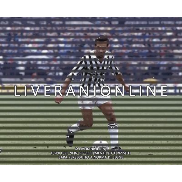 RETROSPETTIVA ANTONIO CABRINI NELLA FOTO ANTONIO CABRINI CON LA MAGLIA JUVENTUS AG ALDO LIVERANI SAS