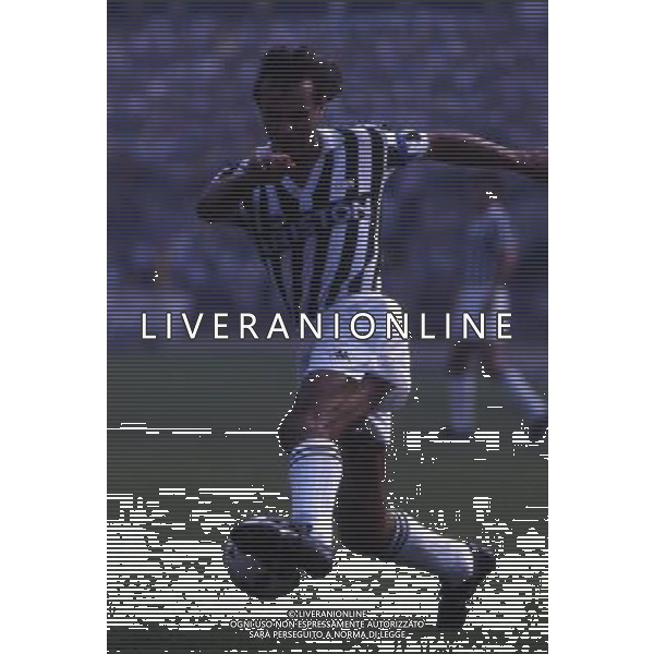 RETROSPETTIVA ANTONIO CABRINI NELLA FOTO ANTONIO CABRINI CON LA MAGLIA JUVENTUS AG ALDO LIVERANI SAS