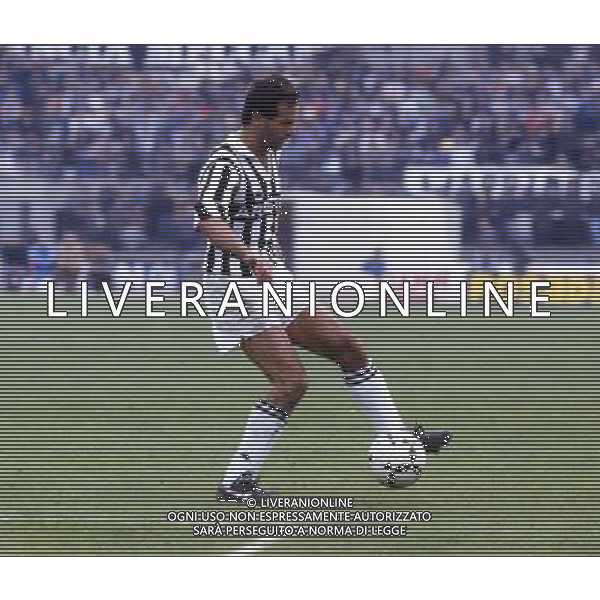 RETROSPETTIVA ANTONIO CABRINI NELLA FOTO ANTONIO CABRINI CON MAGLIA JUVENTUS AG ALDO LIVERANI SAS
