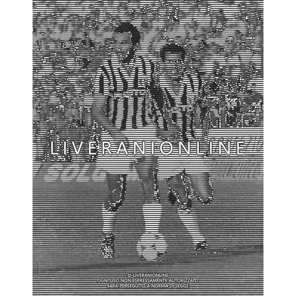 RETROSPETTIVA ANTONIO CABRINI NELLA FOTO ANTONIO CABRINI CON LA MAGLIA JUVENTUS CON GAETANO SCIREA AG ALDO LIVERANI SAS