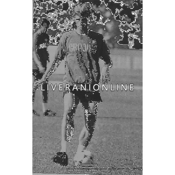 RETROSPETTIVA GLEN HYSEN CALCIATORE NELLA FOTO GLEN HYSEN CON LA MAGLIA DELLA FIORENTINA AG ALDO LIVERANI SAS