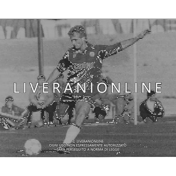 RETROSPETTIVA GLEN HYSEN CALCIATORE NELLA FOTO GLEN HYSEN CON LA MAGLIA DELLA FIORENTINA AG ALDO LIVERANI SAS