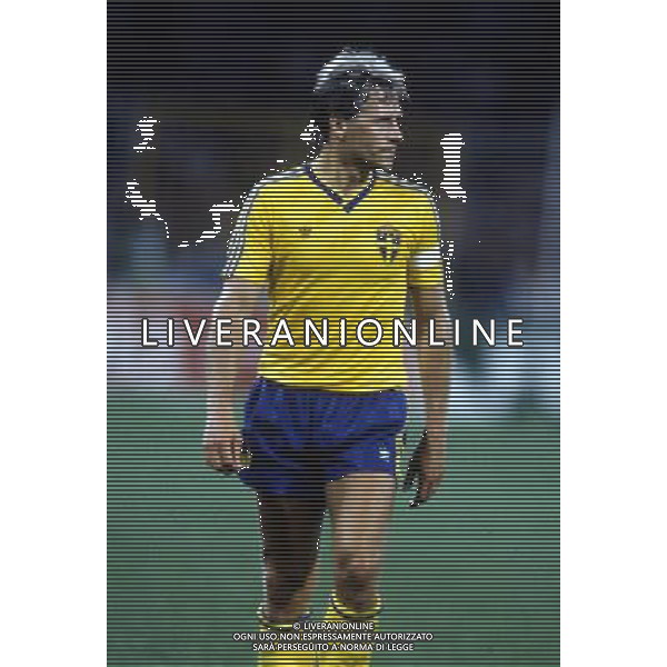 RETROSPETTIVA GLEN HYSEN CALCIATORE NELLA FOTO GLEN HYSEN CON LA MAGLIA DELLA NAZIONALE SVEZIA AG ALDO LIVERANI SAS