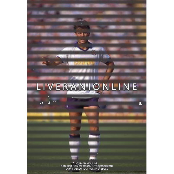 RETROSPETTIVA GLEN HYSEN CALCIATORE NELLA FOTO GLEN HYSEN CON LA MAGLIA DELLA FIORENTINA AG ALDO LIVERANI SAS