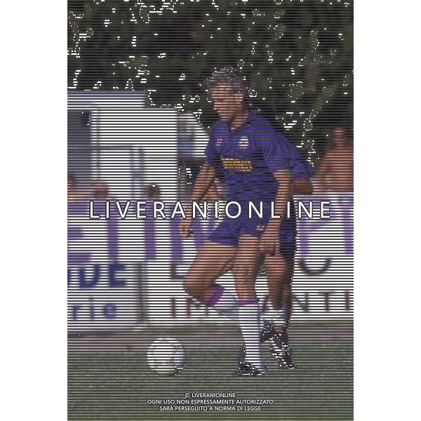 RETROSPETTIVA GLEN HYSEN CALCIATORE NELLA FOTO GLEN HYSEN CON LA MAGLIA DELLA FIORENTINA AG ALDO LIVERANI SAS