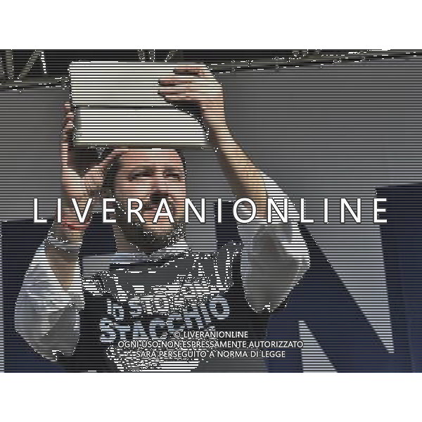 ROMA 28-02-2015 MANIFESTAZIONE DELLA LEGA NORD CONTRO RENZI A CASA ORGANIZZATA DA MATTEO SALVINI NELLA FOTO: MATTEO SALVINI FOTO FABRIZIO CORRADETTI-AG ALDO LIVERANI SAS