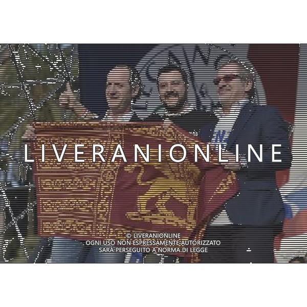 ROMA 28-02-2015 MANIFESTAZIONE DELLA LEGA NORD CONTRO RENZI A CASA ORGANIZZATA DA MATTEO SALVINI NELLA FOTO: LUCA ZAIA CON ROBERTO MARONI E MATTEO SALVINI FOTO FABRIZIO CORRADETTI-AG ALDO LIVERANI SAS
