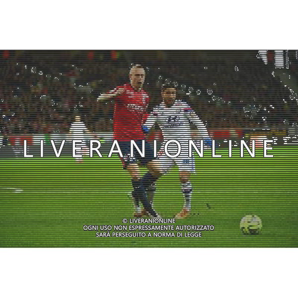 Simon KJAER / Nabil FEKIR - 28.02.2015 - Lille / Lyon - 27eme journee de Ligue 1 Photo : Dave Winter / Icon Sport AG ALDO LIVERANI SAS ONLY ITALY