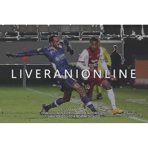 Kassim ABDALLAH MFOIHAIA / Bouna SARR - 28.02.2015 - Metz / Evian Thonon - 27eme journee de Ligue 1 Photo : Fred Marvaux / Icon Sport AG ALDO LIVERANI SAS ONLY ITALY