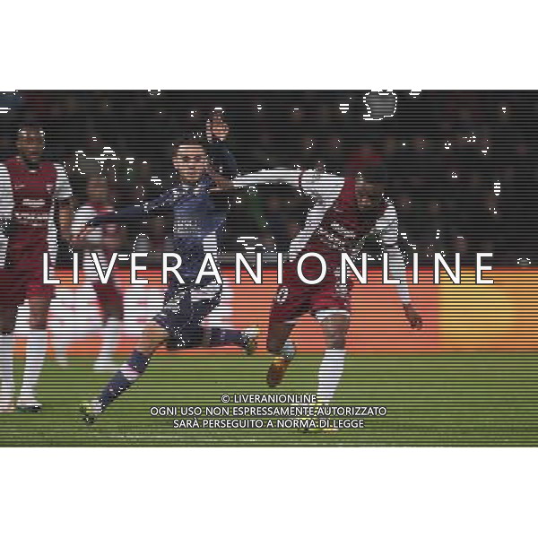 Adrien THOMASSON / Bouna SARR - 28.02.2015 - Metz / Evian Thonon - 27eme journee de Ligue 1 Photo : Fred Marvaux / Icon Sport /Agenzia Aldo Liverani sas - ITALY ONLY - EDITORIAL USE ONLY
