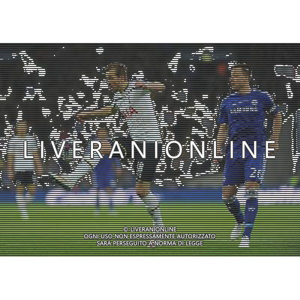 Tottenham Hotspur\'s Harry Kane in action during todays match Photographer Ashley Crowden/CameraSport Football - Capital One Cup Final - Chelsea v Tottenham Hotspur - Sunday 1st March 2015 - Wembley - London © CameraSport - 43 Linden Ave. Countesthorpe. Leicester. England. LE8 5PG - Tel: +44 (0) 116 277 4147 - admin@camerasport.com - www.camerasport.com AG ALDO LIVERANI SAS ONLY ITALY