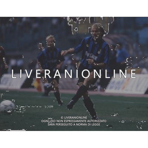 RETROSPETTIVA FONTOLAN DAVIDE CALCIATORE NELLA FOTO DAVIDE FONTOLAN CON LA MAGLIA DELL\'INTER AG ALDO LIVERANI SAS