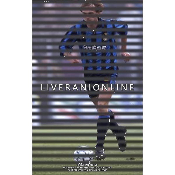 RETROSPETTIVA FONTOLAN DAVIDE CALCIATORE NELLA FOTO DAVIDE FONTOLAN CON LA MAGLIA DELL\'INTER AG ALDO LIVERANI SAS