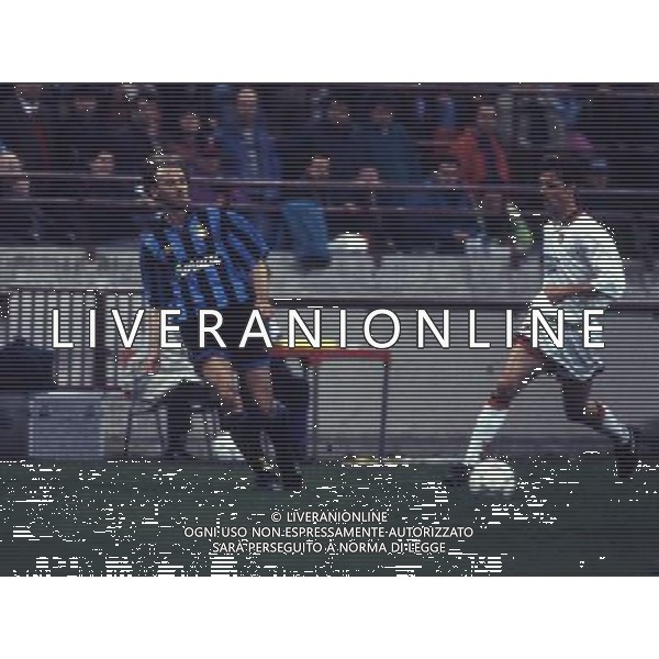 RETROSPETTIVA FONTOLAN DAVIDE CALCIATORE NELLA FOTO DAVIDE FONTOLAN CON LA MAGLIA DELL\'INTER AG ALDO LIVERANI SAS