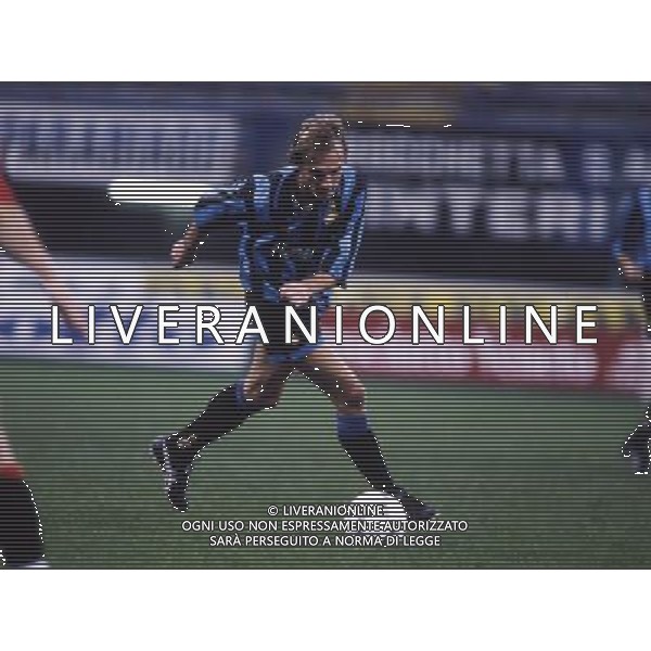 RETROSPETTIVA FONTOLAN DAVIDE CALCIATORE NELLA FOTO DAVIDE FONTOLAN CON LA MAGLIA DELL\'INTER AG ALDO LIVERANI SAS