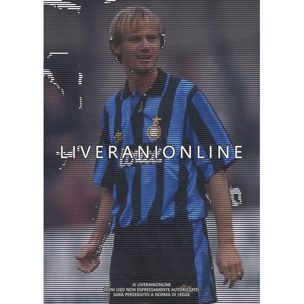 RETROSPETTIVA FONTOLAN DAVIDE CALCIATORE NELLA FOTO DAVIDE FONTOLAN CON LA MAGLIA DELL\'INTER AG ALDO LIVERANI SAS