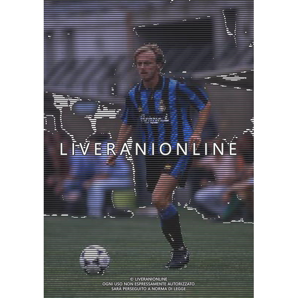 RETROSPETTIVA FONTOLAN DAVIDE CALCIATORE NELLA FOTO DAVIDE FONTOLAN CON LA MAGLIA DELL\'INTER AG ALDO LIVERANI SAS