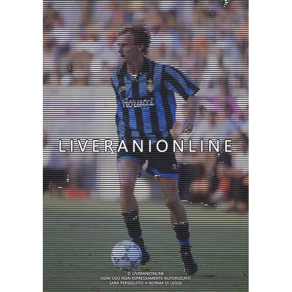 RETROSPETTIVA FONTOLAN DAVIDE CALCIATORE NELLA FOTO DAVIDE FONTOLAN CON LA MAGLIA DELL\'INTER AG ALDO LIVERANI SAS