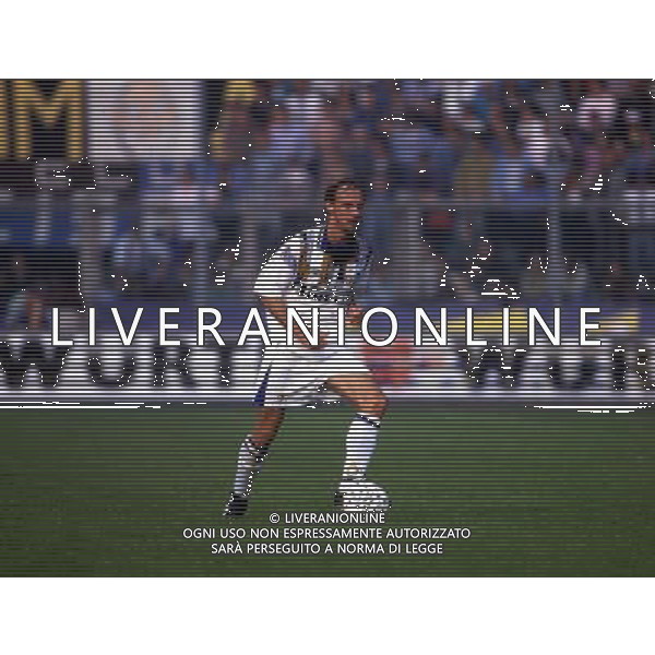 RETROSPETTIVA FONTOLAN DAVIDE CALCIATORE NELLA FOTO DAVIDE FONTOLAN CON LA MAGLIA DELL\'INTER AG ALDO LIVERANI SAS