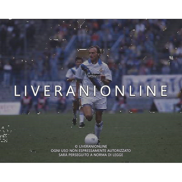RETROSPETTIVA FONTOLAN DAVIDE CALCIATORE NELLA FOTO DAVIDE FONTOLAN CON LA MAGLIA DELL\'INTER AG ALDO LIVERANI SAS