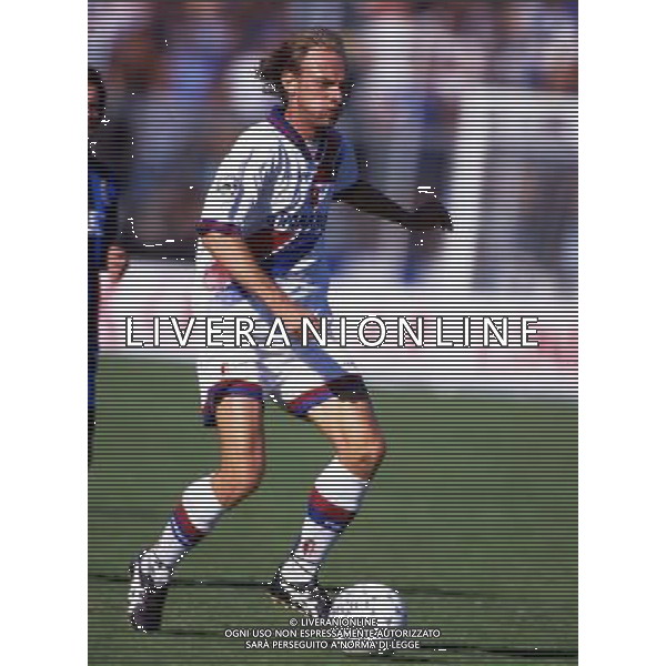 RETROSPETTIVA FONTOLAN DAVIDE CALCIATORE NELLA FOTO DAVIDE FONTOLAN CON LA MAGLIA DEL BOLOGNA AG ALDO LIVERANI SAS