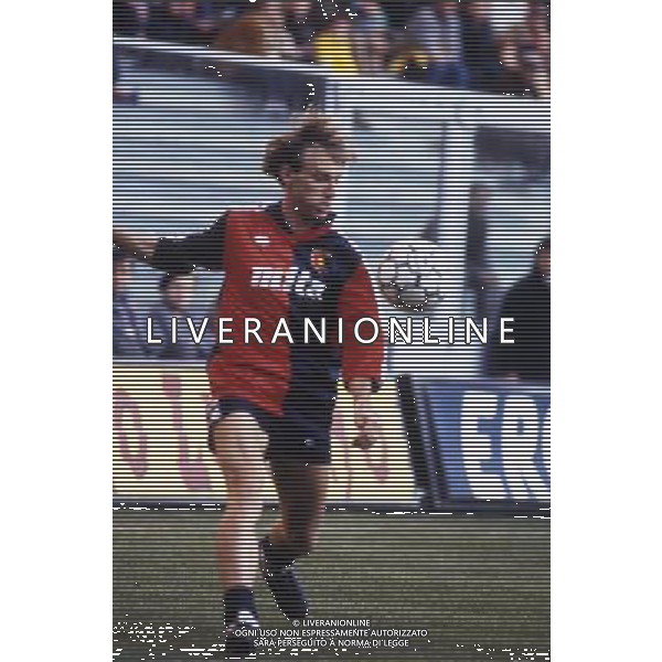 RETROSPETTIVA FONTOLAN DAVIDE CALCIATORE NELLA FOTO DAVIDE FONTOLAN CON LA MAGLIA DEL GENOA AG ALDO LIVERANI SAS