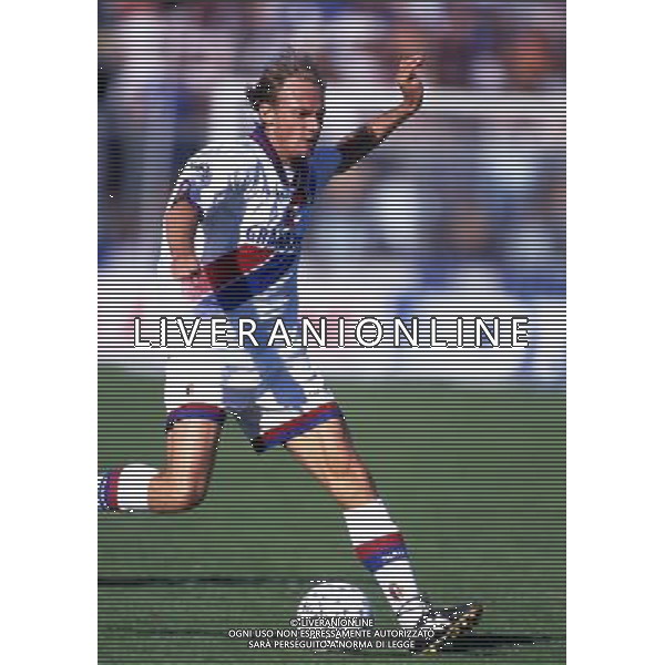 RETROSPETTIVA FONTOLAN DAVIDE CALCIATORE NELLA FOTO DAVIDE FONTOLAN CON LA MAGLIA DEL BOLOGNA AG ALDO LIVERANI SAS