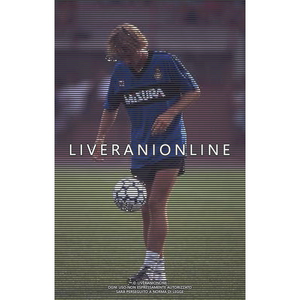 RETROSPETTIVA FONTOLAN DAVIDE CALCIATORE NELLA FOTO DAVIDE FONTOLAN CON LA MAGLIA DELL\'INTER AG ALDO LIVERANI SAS