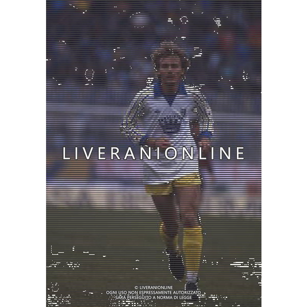 RETROSPETTIVA FONTOLAN DAVIDE CALCIATORE NELLA FOTO DAVIDE FONTOLAN CON LA MAGLIA DEL PARMA AG ALDO LIVERANI SAS