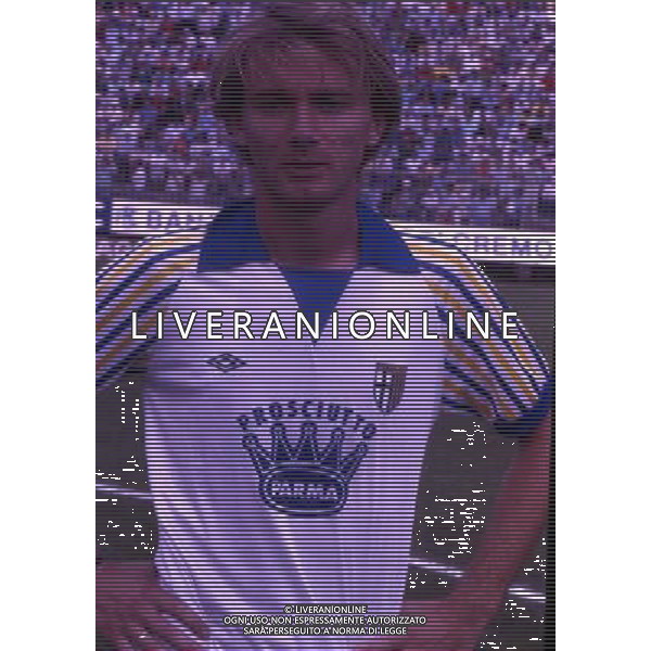 RETROSPETTIVA FONTOLAN DAVIDE CALCIATORE NELLA FOTO DAVIDE FONTOLAN CON LA MAGLIA DEL PARMA AG ALDO LIVERANI SAS