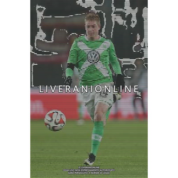 firo FuÃŸball,Fussball, 30.01.2015 1. Bundesliga Saison 2014/2015 VFL Wolfsburg - FC Bayern MÃ¼nchen Muenchen (4-1) Wolfsburg, Einzelaktion, ganze FIgur $worldrightsEs gelten unsere AGB, einsehbar auf www.firosportphoto.de copyright by firo sportphoto: Coesfelder Str. 207 D- 48249 DÃ¼lmen www.firosportphoto.de mail@firosportphoto.de (V o l k s b a n k B o c h u m - W i t t e n ) BLZ.: 430 601 29 Kt. Nr.: 341 117 100 Tel: +49-2594 - 9916004 Fax: +49-2594 - 9916005