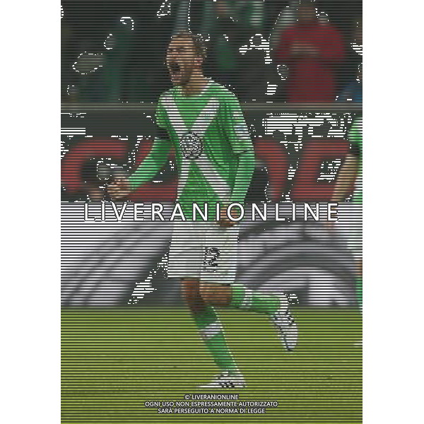 firo FuÃŸball,Fussball, 30.01.2015 1. Bundesliga Saison 2014/2015 VFL Wolfsburg - FC Bayern MÃ¼nchen Muenchen (4-1) Wolfsburg, jubel, TOrjubel nach dem Tor zum 2-0, Bas Dost $worldrightsEs gelten unsere AGB, einsehbar auf www.firosportphoto.de copyright by firo sportphoto: Coesfelder Str. 207 D- 48249 DÃ¼lmen www.firosportphoto.de mail@firosportphoto.de (V o l k s b a n k B o c h u m - W i t t e n ) BLZ.: 430 601 29 Kt. Nr.: 341 117 100 Tel: +49-2594 - 9916004 Fax: +49-2594 - 9916005