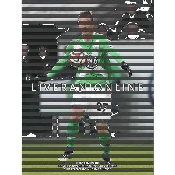 firo Fu§ball,Fussball, 14.12.2014 1. Bundesliga Saison 2014/2015 VFL Wolfsburg - SC Paderborn (1:1) Wolfsburg, Einzelaktion, ganze FIgur, Maximilian Arnold $worldrightsEs gelten unsere AGB, einsehbar auf www.firosportphoto.de copyright by firo sportphoto: Coesfelder Str. 207 D- 48249 DŸlmen www.firosportphoto.de mail@firosportphoto.de (V o l k s b a n k B o c h u m - W i t t e n ) BLZ.: 430 601 29 Kt. Nr.: 341 117 100 Tel: +49-2594 - 9916004 Fax: +49-2594 - 9916005