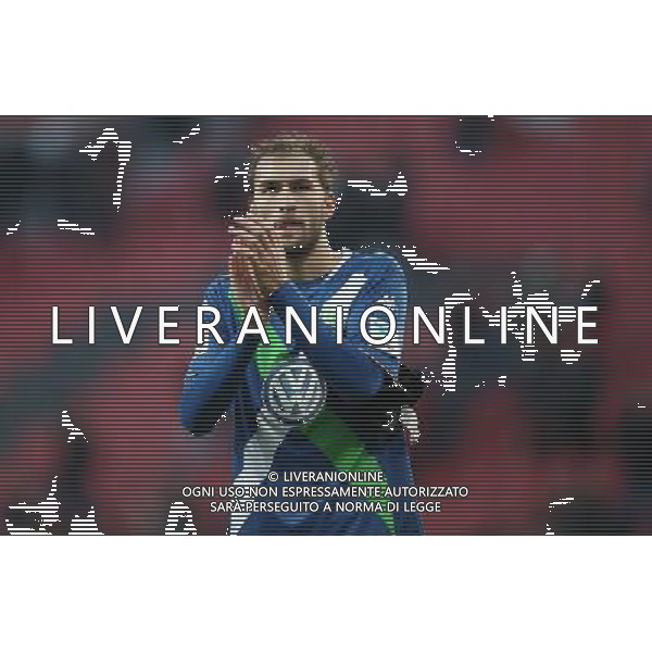 firo Fu§ball,Fussball, 14.02.2015 1.Bundesliga, Saison 2014/2015 Bayer Leverkusen - Vfl Wolfsburg 4:5 Zweikampf Jubel Bas Dost $worldrightsEs gelten unsere AGB, einsehbar auf www.firosportphoto.de copyright by firo sportphoto: Coesfelder Str.207 48249 DŸlmen www.firosportphoto.de mail@firosportphoto.de (V o l k s b a n k B o c h u m - W i t t e n ) BLZ.: 430 601 29 Kt. Nr.: 341 117 100 Tel:Ê 02594 - 9916004 Fax:Ê02594 - 9916005