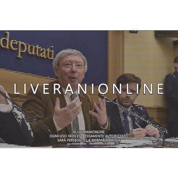 Roma - 04/03/2015 - Montecitorio - Sala Stampa - Conferenza stampa per la presentazione della proposta di riforma del servizio pubblico radiotelevisivo \'Rai Bene Comune\' - nella foto: Vincenzo Vita e Pippo Civati / Ph. Fabrizio Corradetti - ag. Aldo Liverani Sas