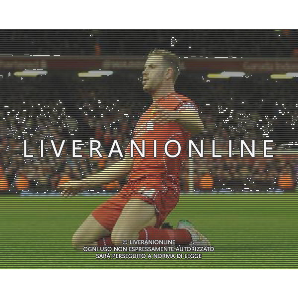 Liverpool\'s Jordan Henderson celebrates scoring his team\'s opening goal Photographer Dave Howarth/CameraSport Football - Barclays Premiership - Liverpool v Burnley - Wednesday 4th March 2015 - Anfield - Liverpool © CameraSport - 43 Linden Ave. Countesthorpe. Leicester. England. LE8 5PG - Tel: +44 (0) 116 277 4147 - admin@camerasport.com - www.camerasport.com /Agenzia Aldo Liverani sas - ITALY ONLY - EDITORIAL USE ONLY
